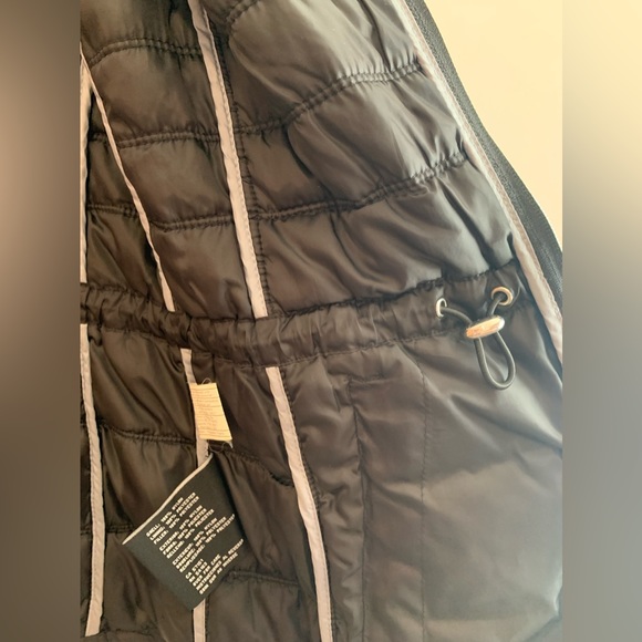 Women’s Guess black coat - Picture 5 of 9